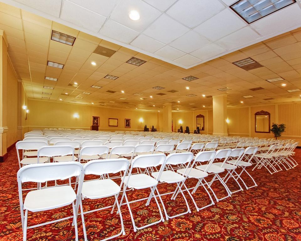 Quality Inn And Suites Conference Center Richmond Facilități foto